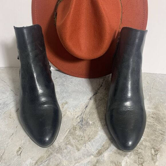 Frye Black Leather Stacked Heel Zippered Ankle Boots Women’s Size 9 M - Picture 10 of 16